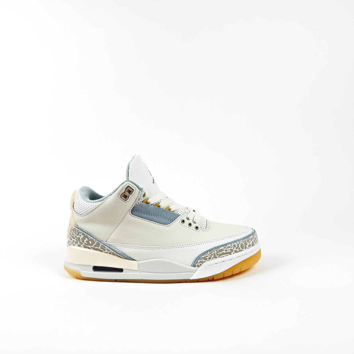 Air Jordan 3 Ivory