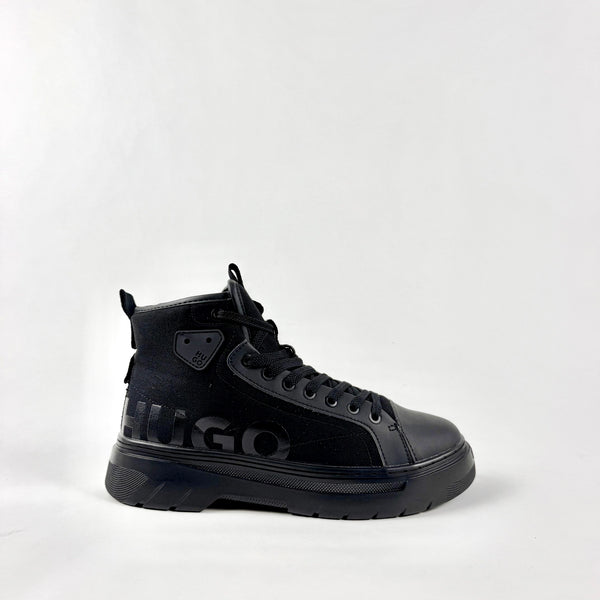 Bota Hugo Urian Negro
