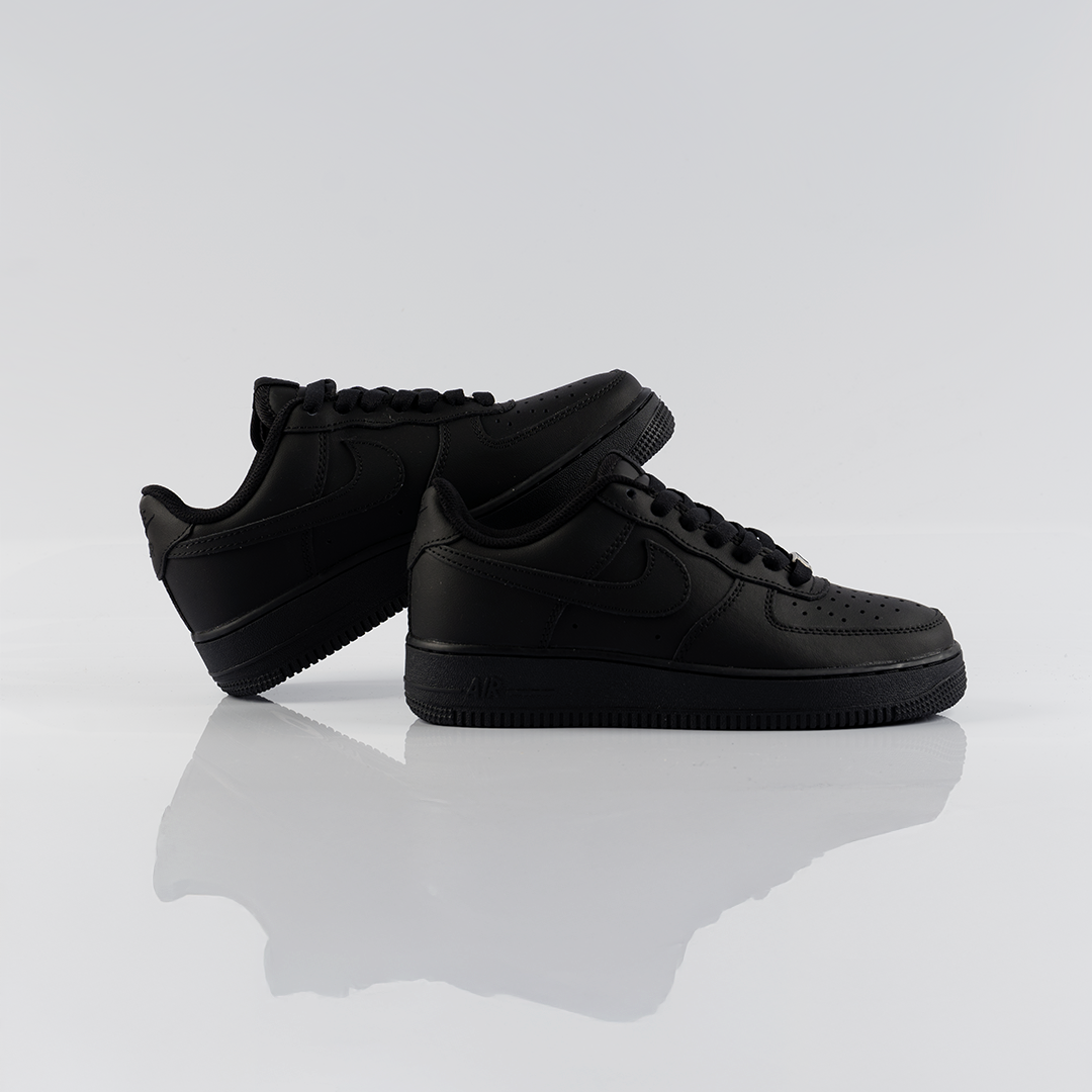 Nike Air Force 1 '07 Triple Black