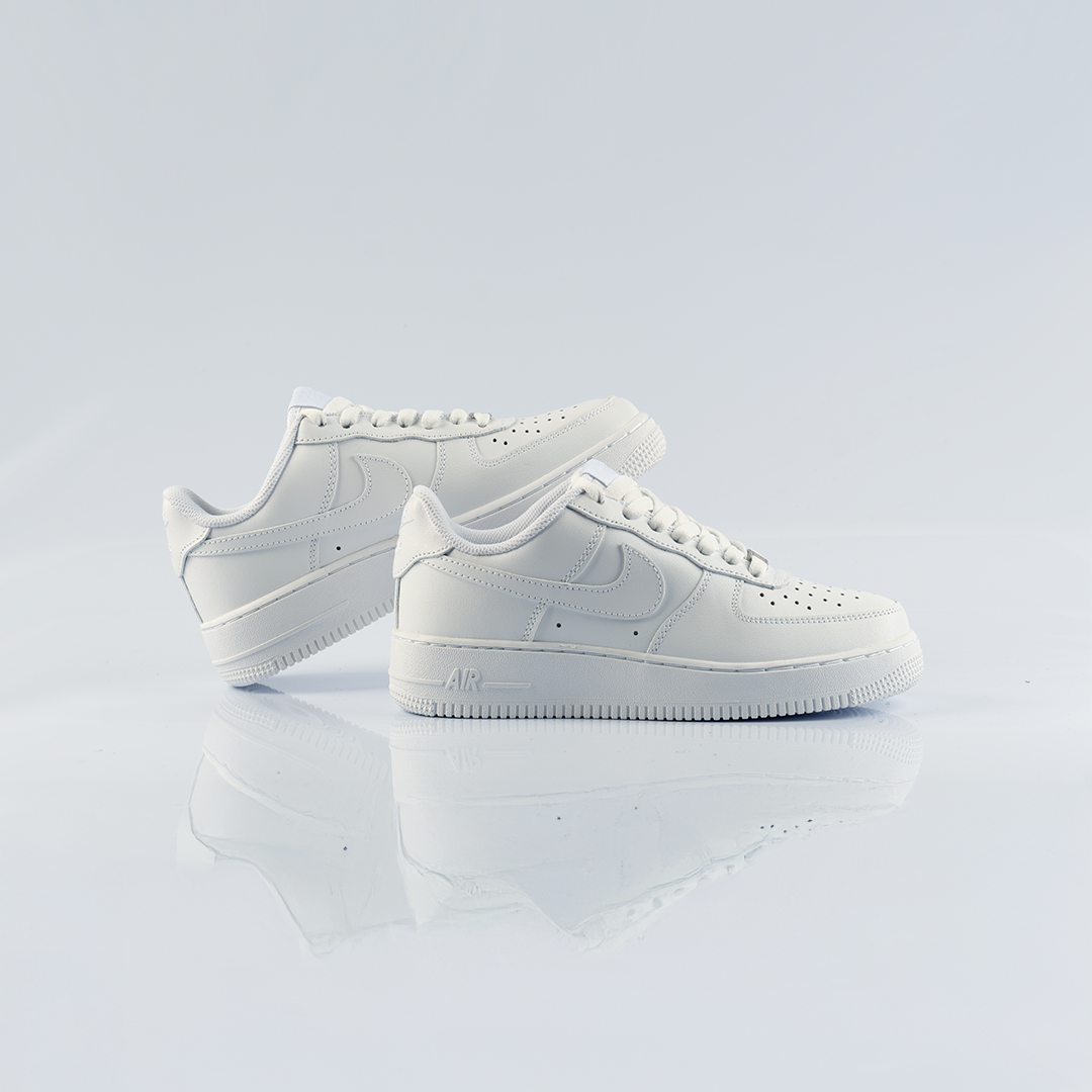 Nike Air Force 1 '07 Triple White