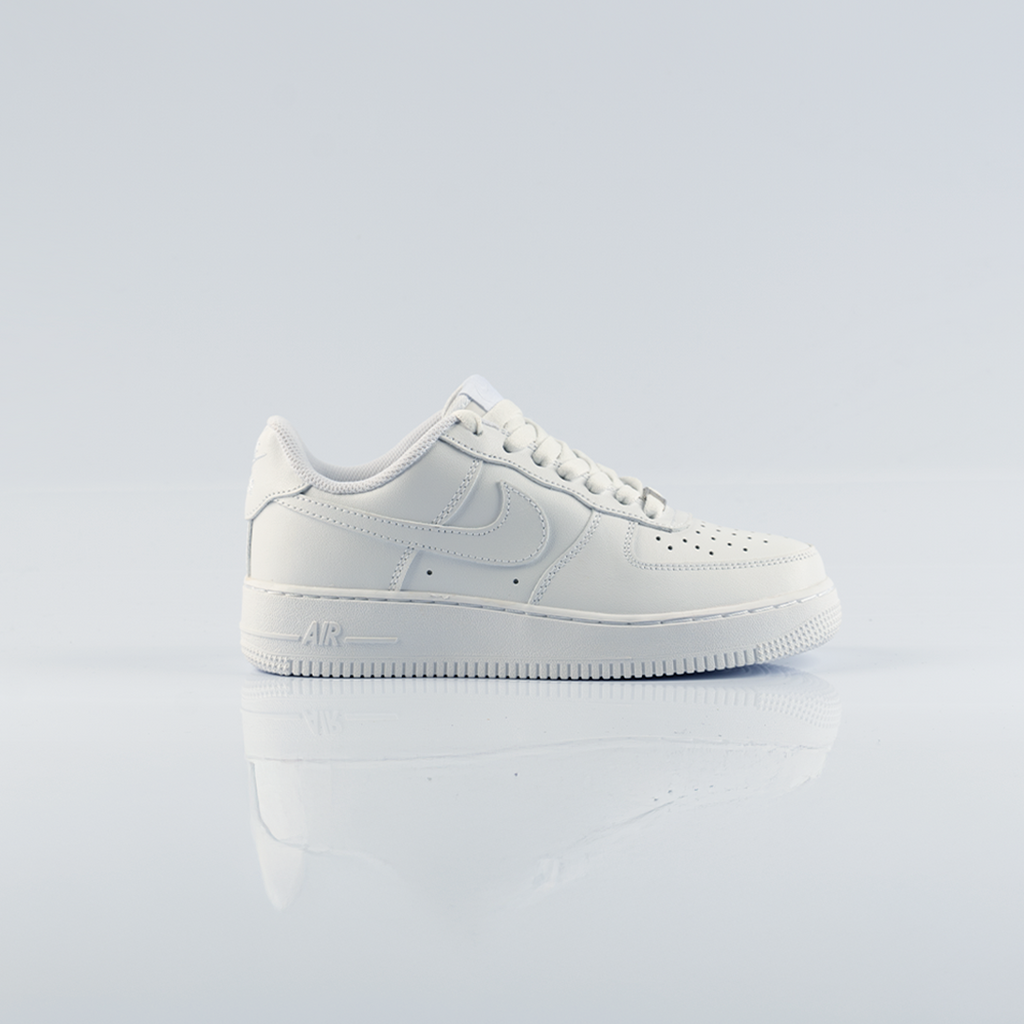 Nike Air Force 1 '07 Triple White
