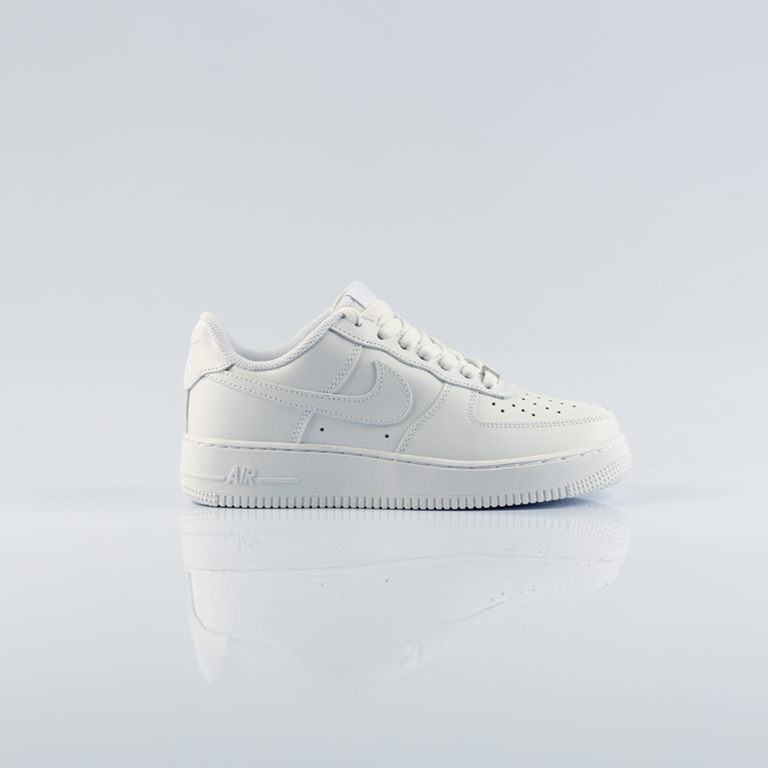Nike Air Force 1 '07 Triple White