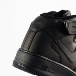 Nike Air Force 1 Mid Triple Black