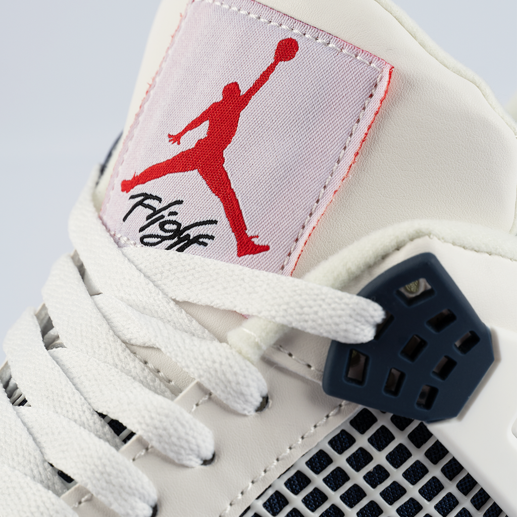 Air Jordan 4 SB Pine Green